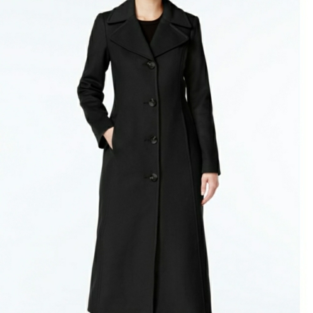 A beAutiful wArm Anne klein coAt...